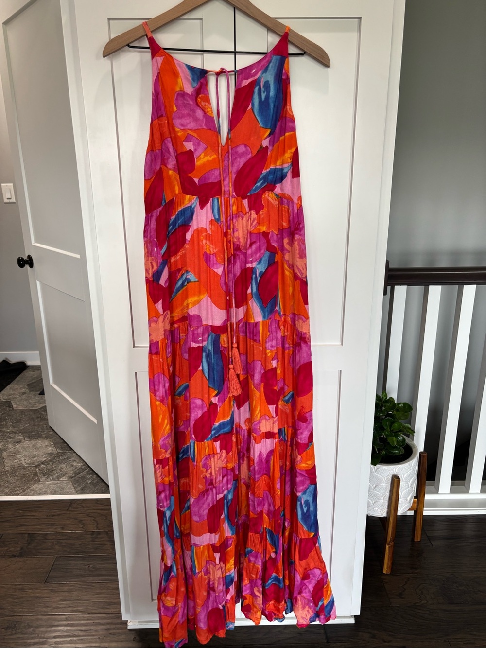 Pia Rossini Vibrant Multi-Color Sleeveless Maxi Dress - Strappy Back